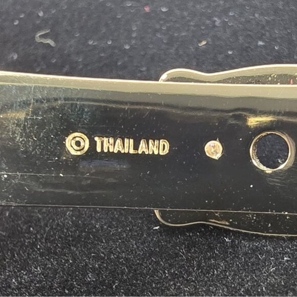 NWT COACH Buckle Bangle Bracelet SIGNATURE C Gold Plated & Chalk Enamel Hinged - Picture 13 of 13